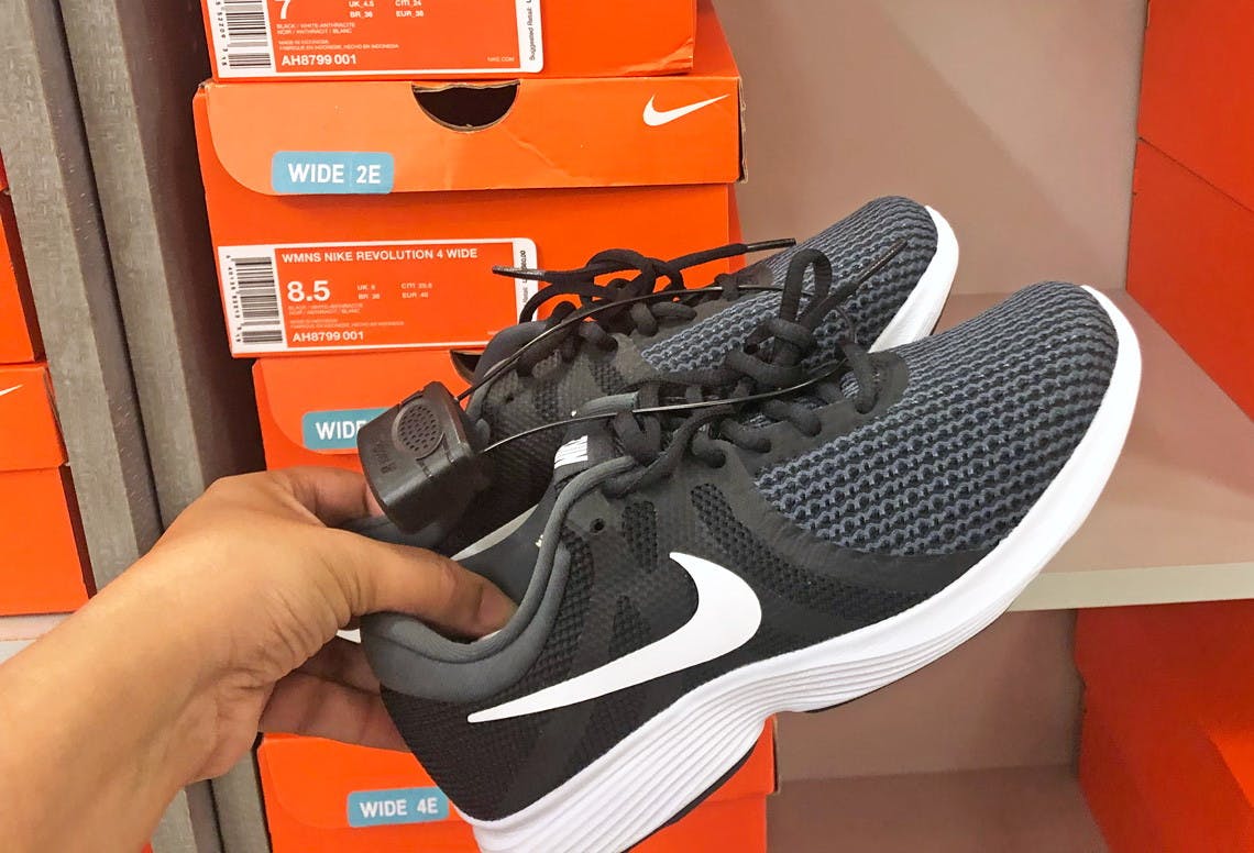 jcpenney nike tennis shoes