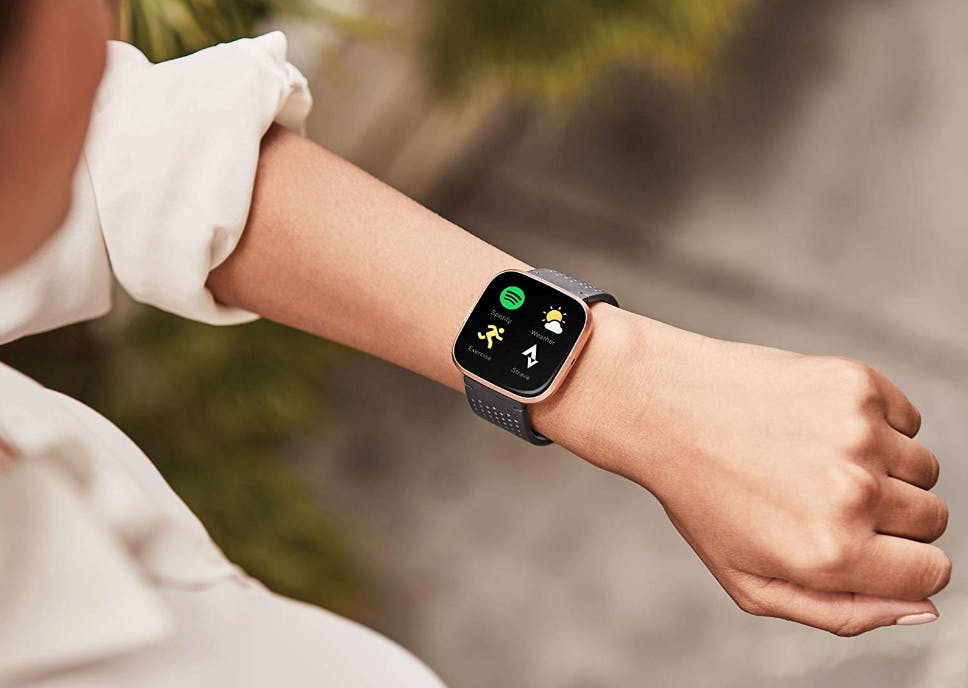 fitbit versa rizknows