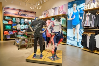 under armour 1573576808