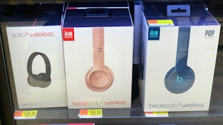 walmart powerbeats3 wireless 111719ee 1574015378