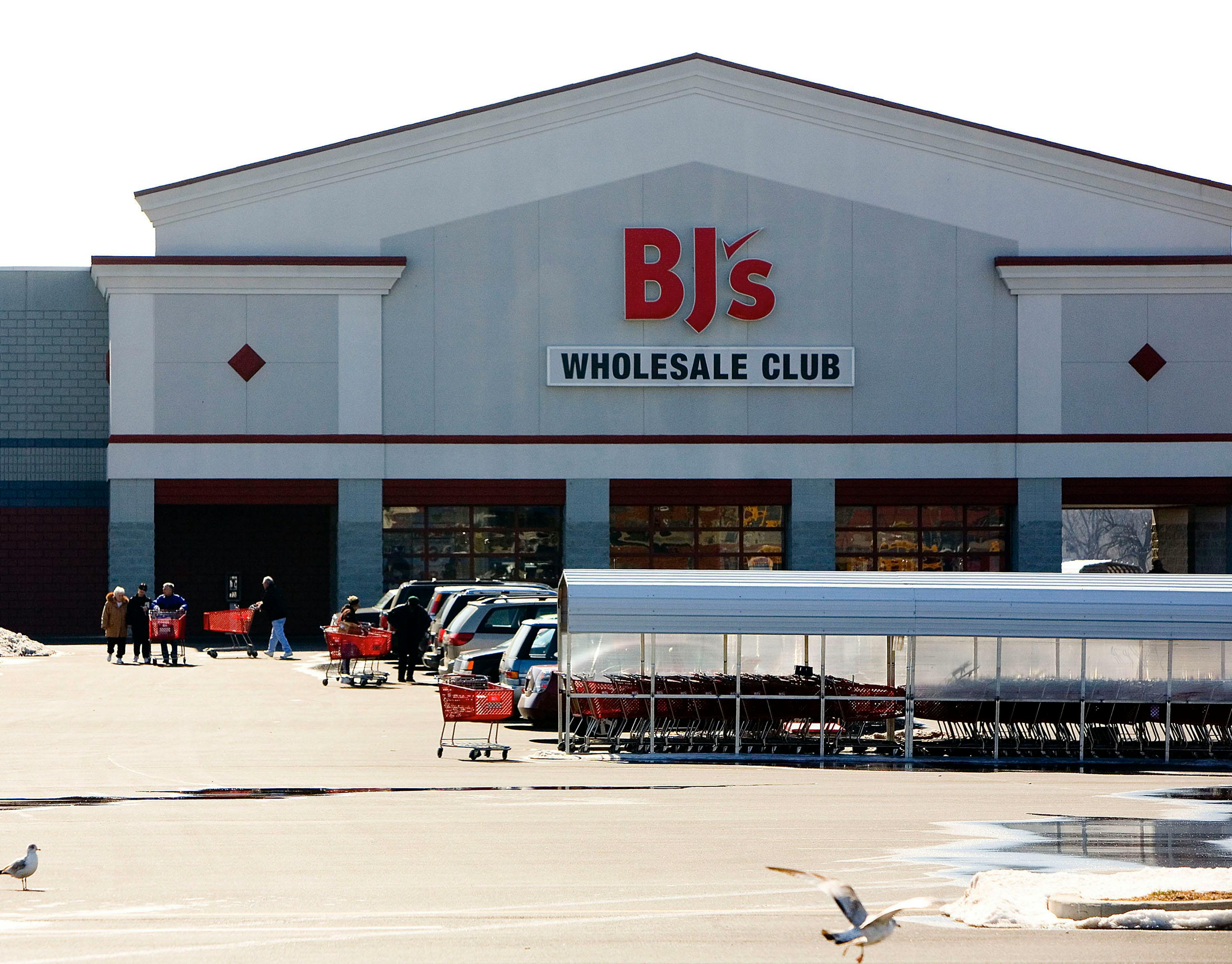 bjs store front