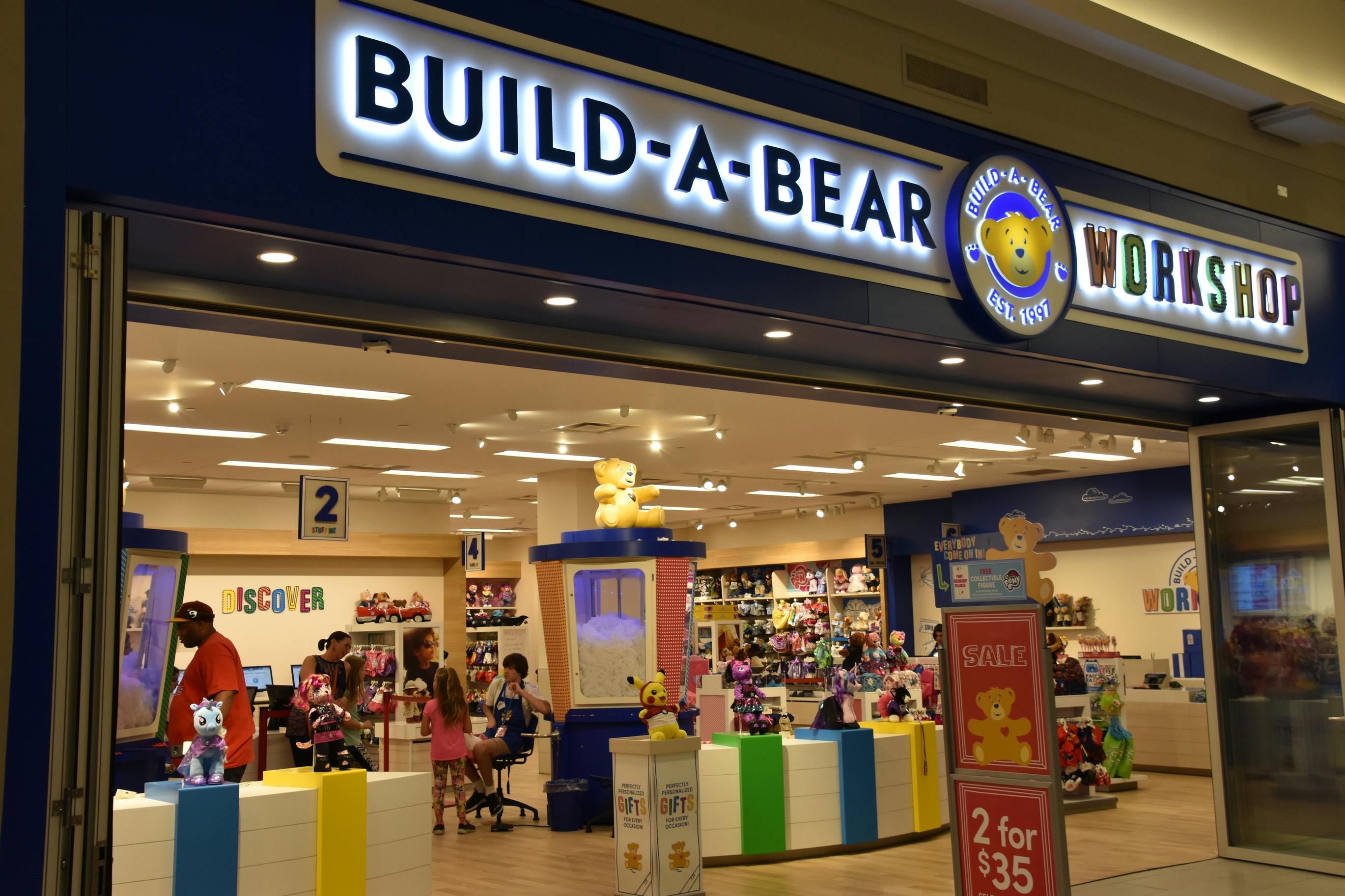 Build-a-Bear Workshop store entrance