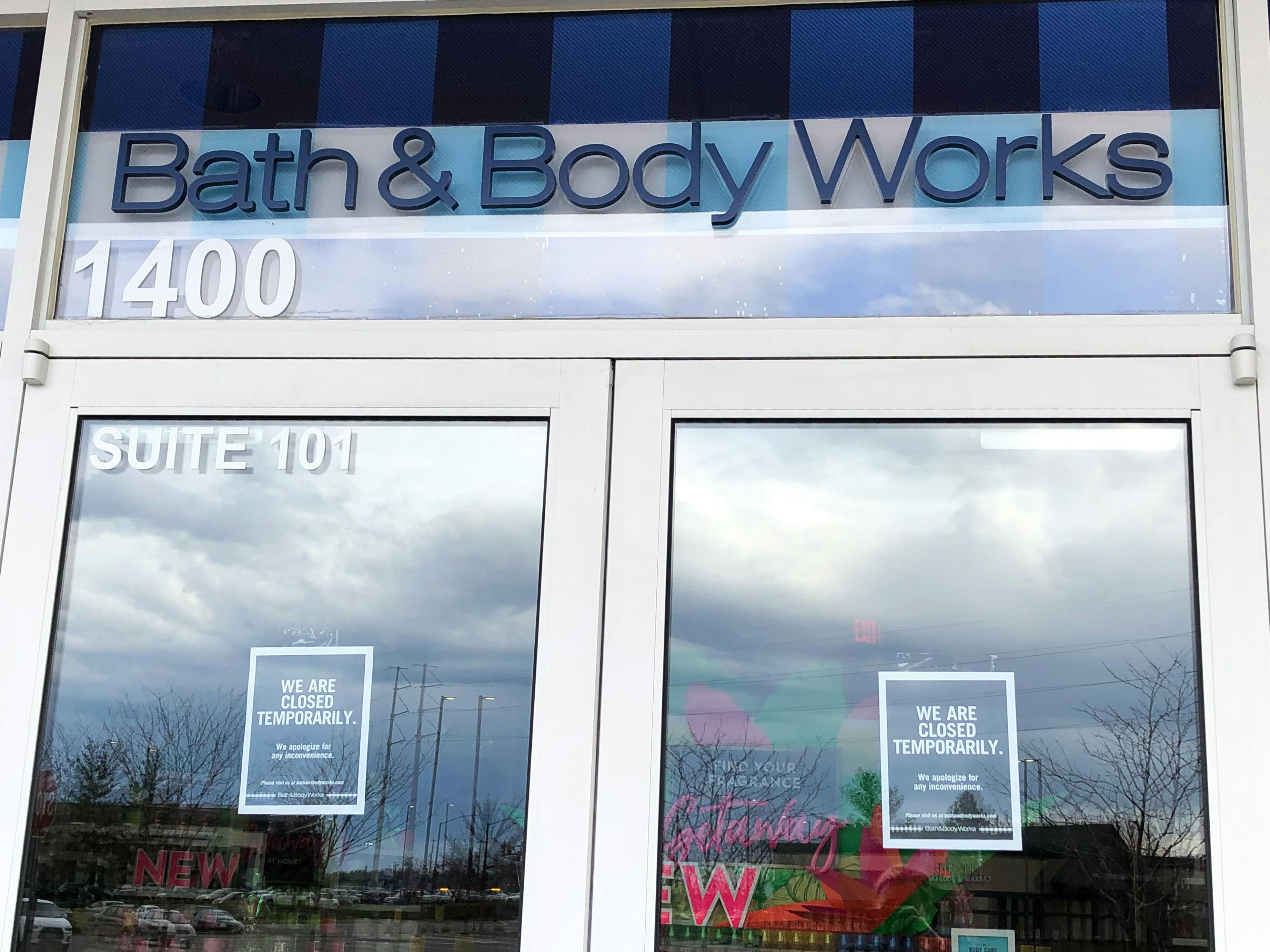 bath-body-works-closing-dozens-of-stores-the-krazy-coupon-lady