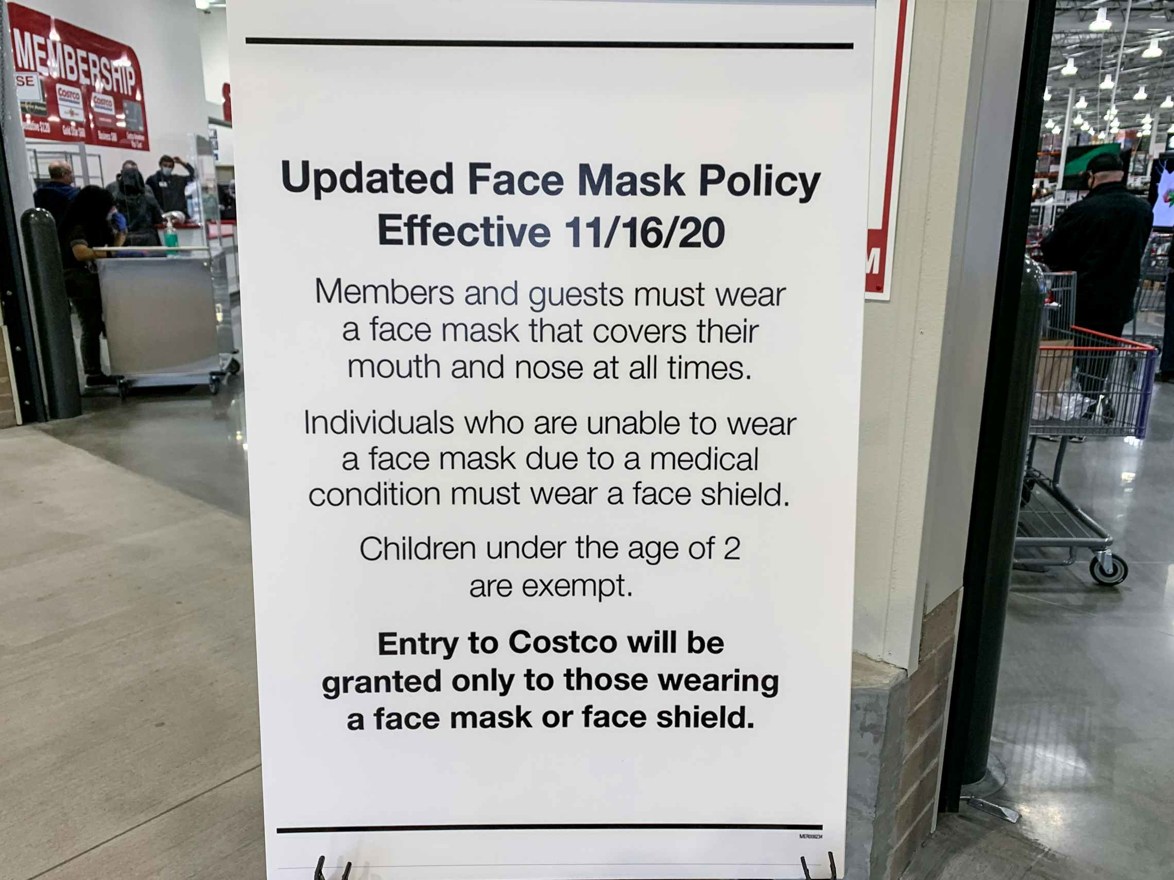 Face mask policy sign at Costco