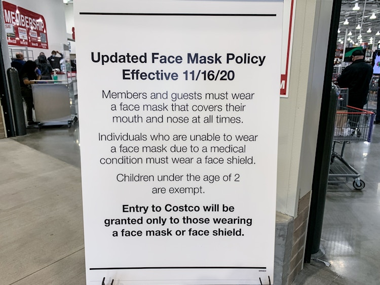 Face mask policy sign at Costco