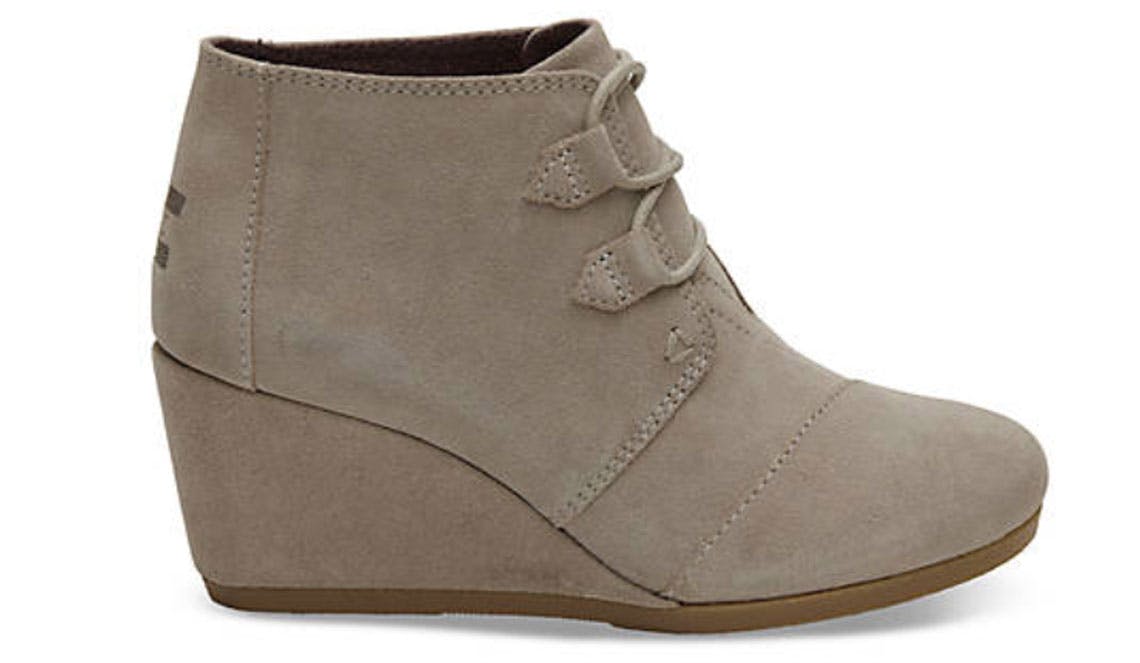 Up to 90% Off Women's Boots at Belk 