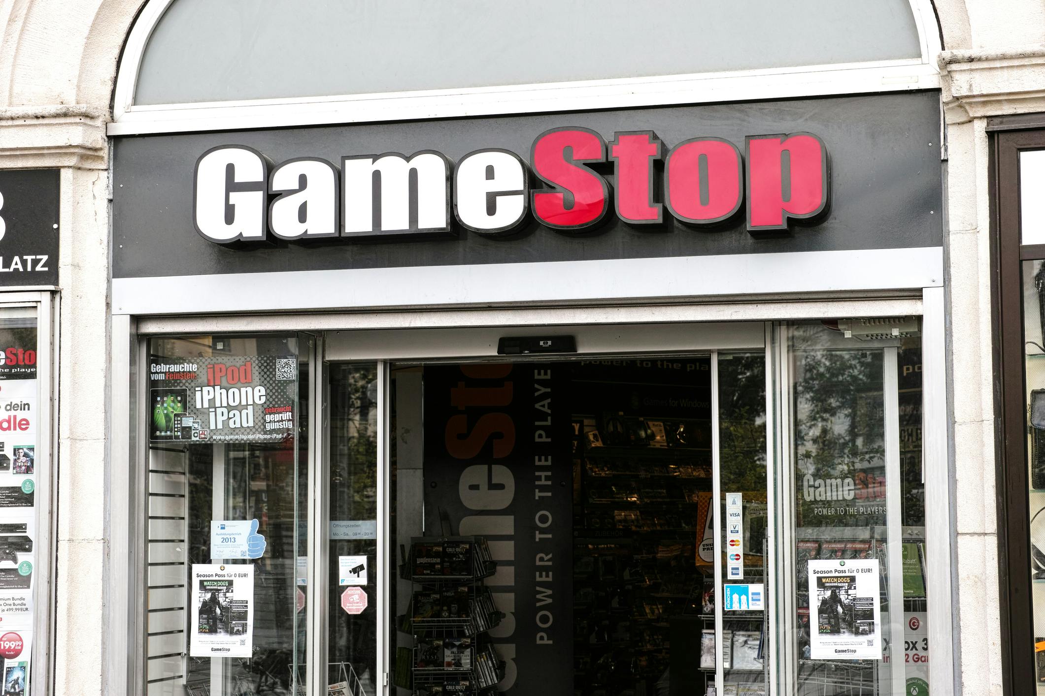 The outside of a Gamestop store