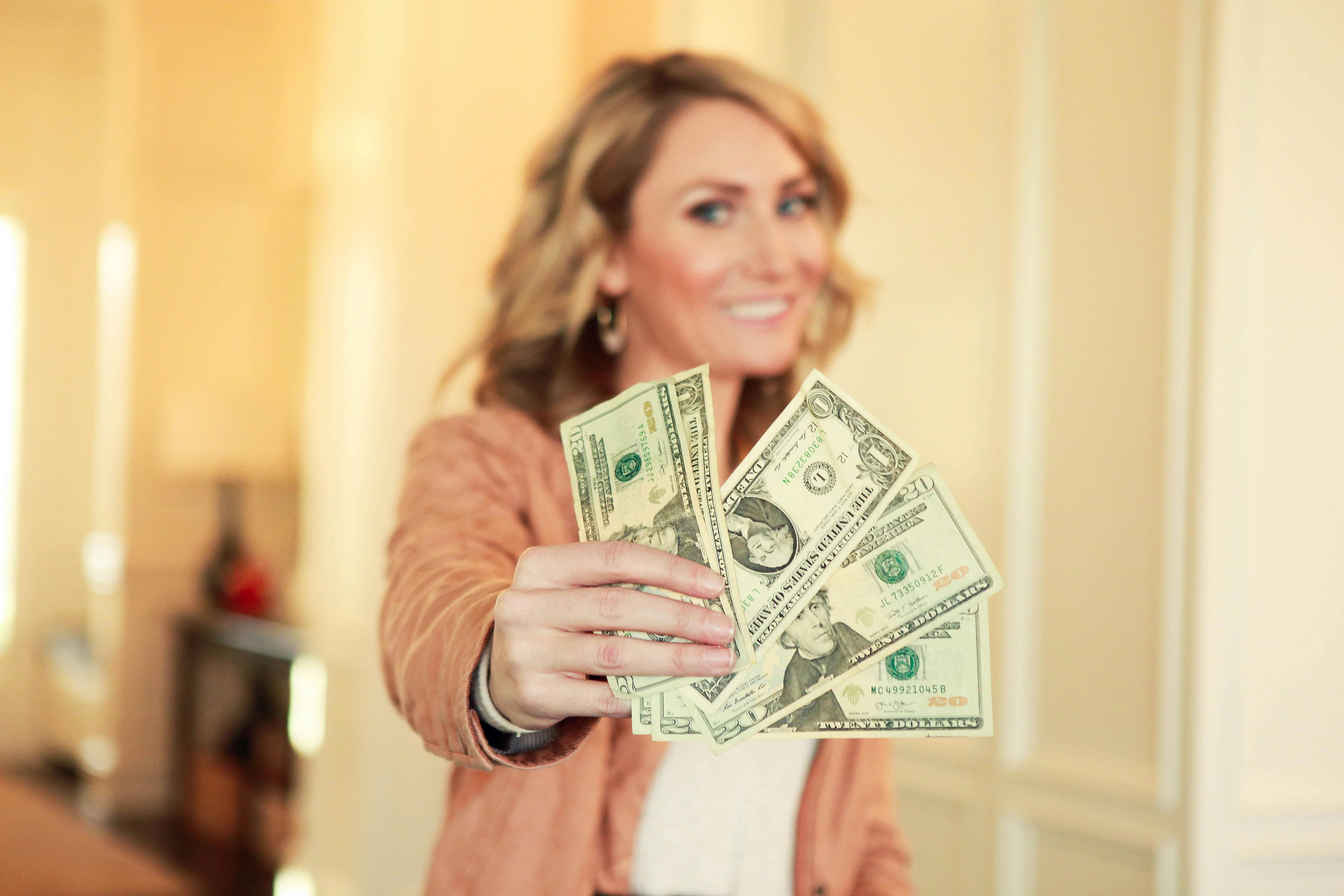 50 Simple Ways to Save Money That Are Actually Doable