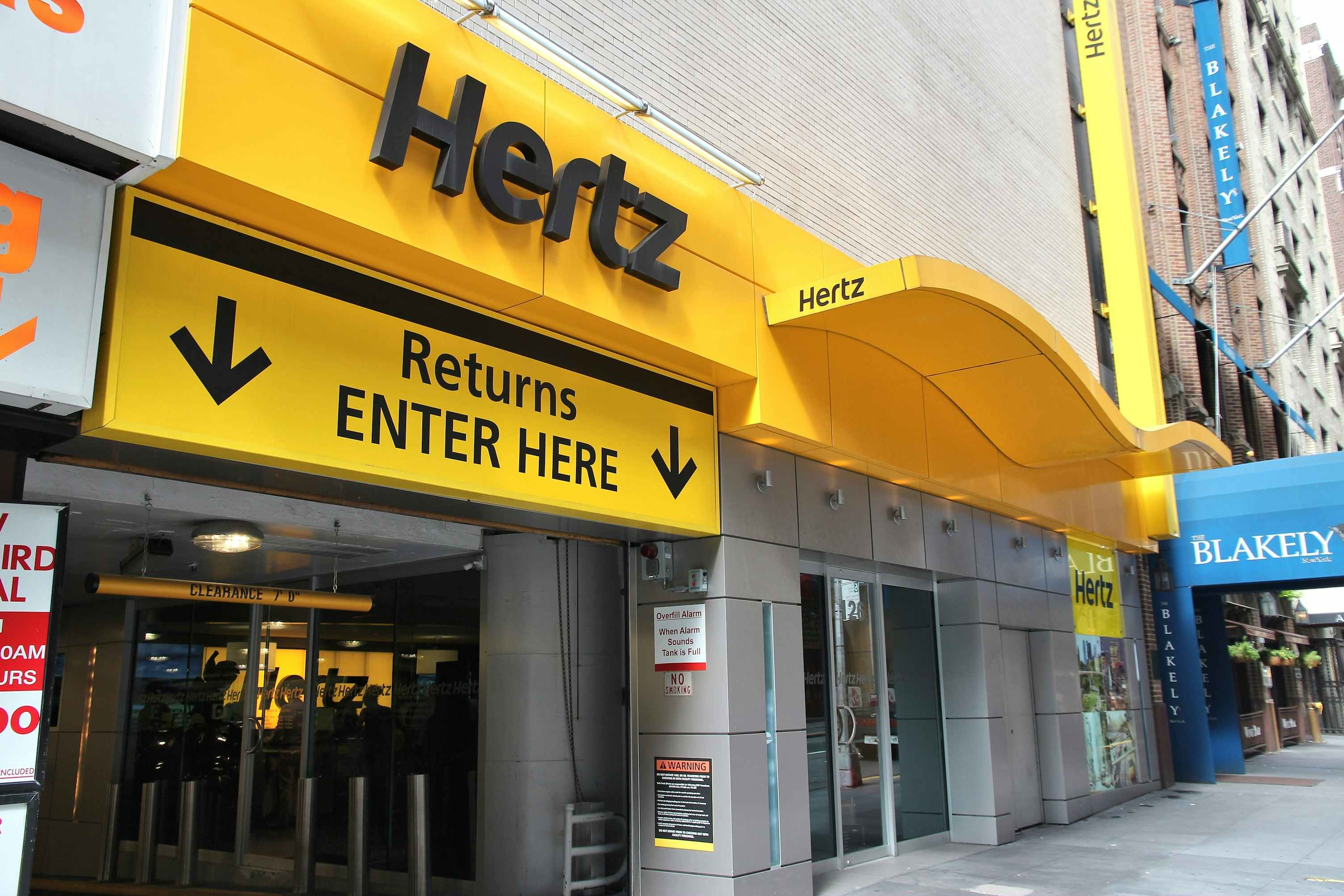 hertz rental car entrance
