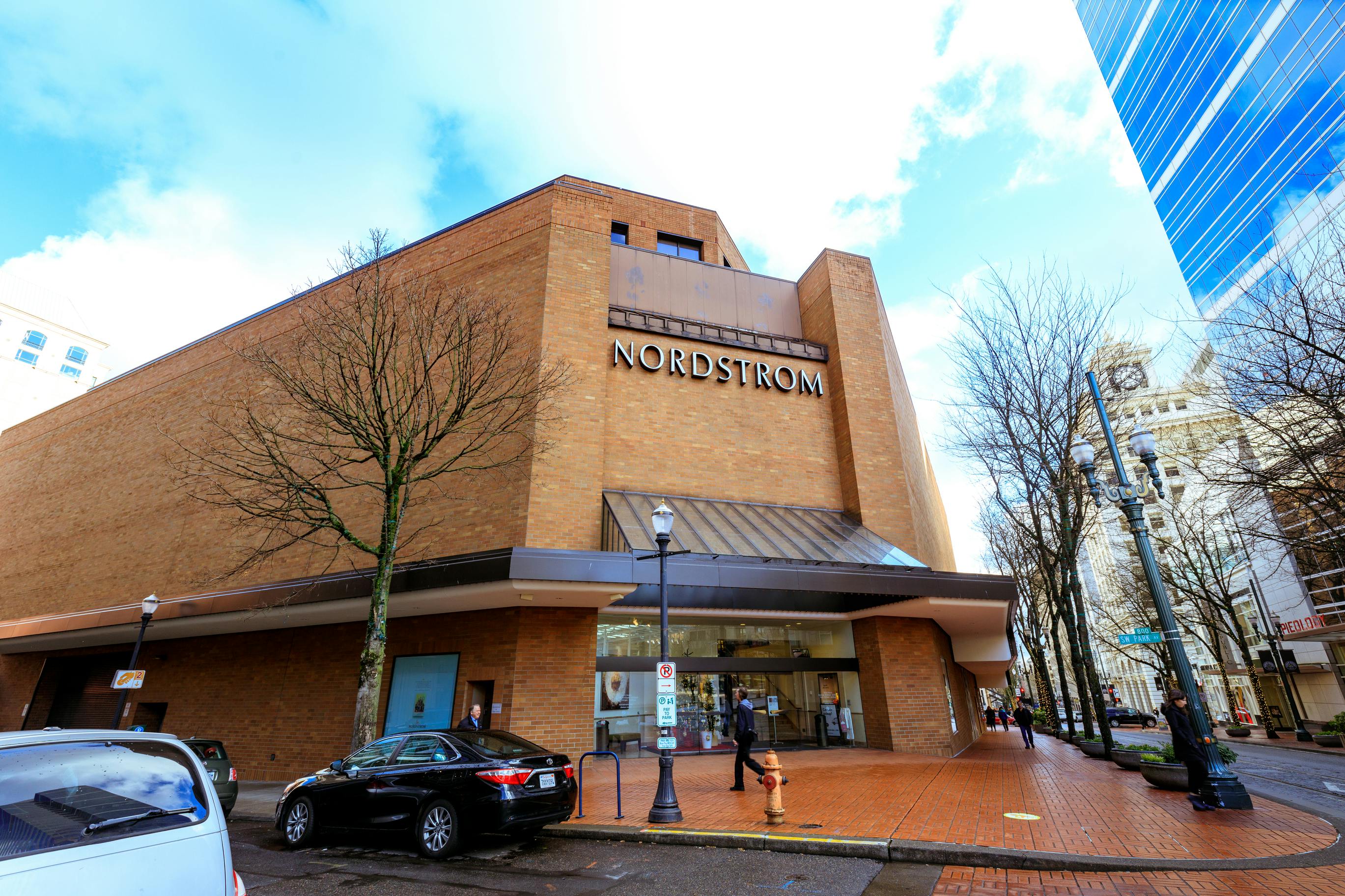 Nordstrom vs. Nordstrom Rack 19 Hacks for Shopping the Rack The