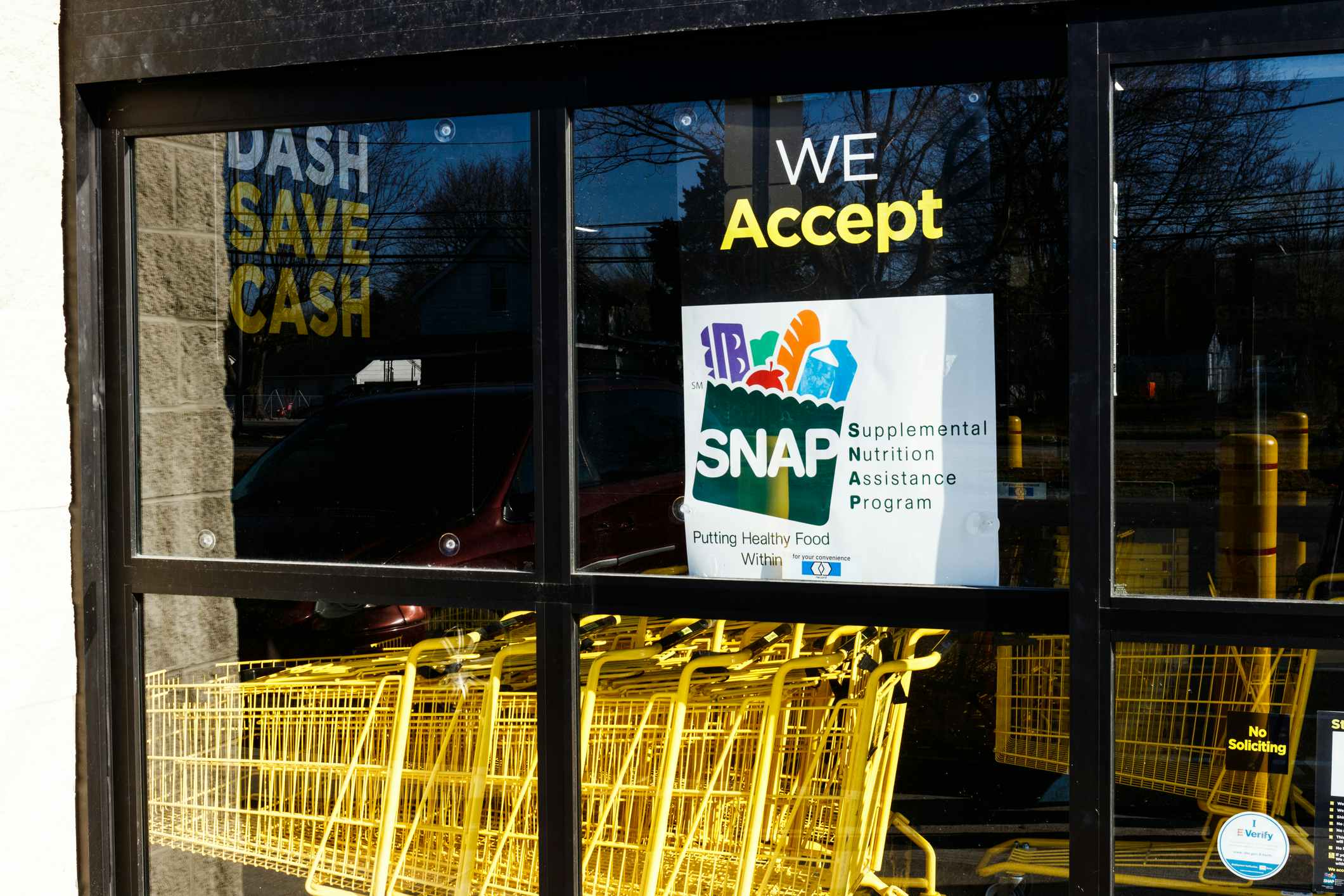 Sign accepting SNAP payments