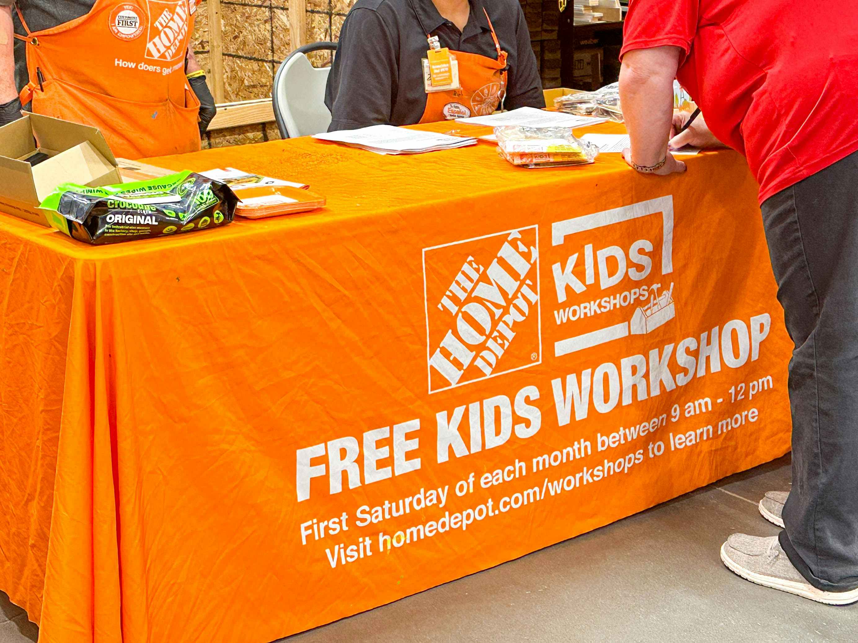 The Home Depot on X: Bring the July Kids Workshop kit home. This