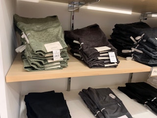 aerie offline activewear leggings in store image 2020 1595962810 1595962810