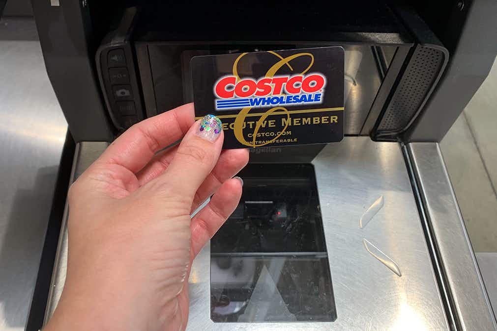 scanning costco membership card at self checkout