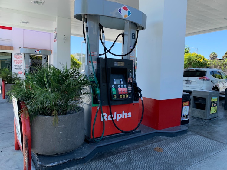 ralphs fueling station pump in california