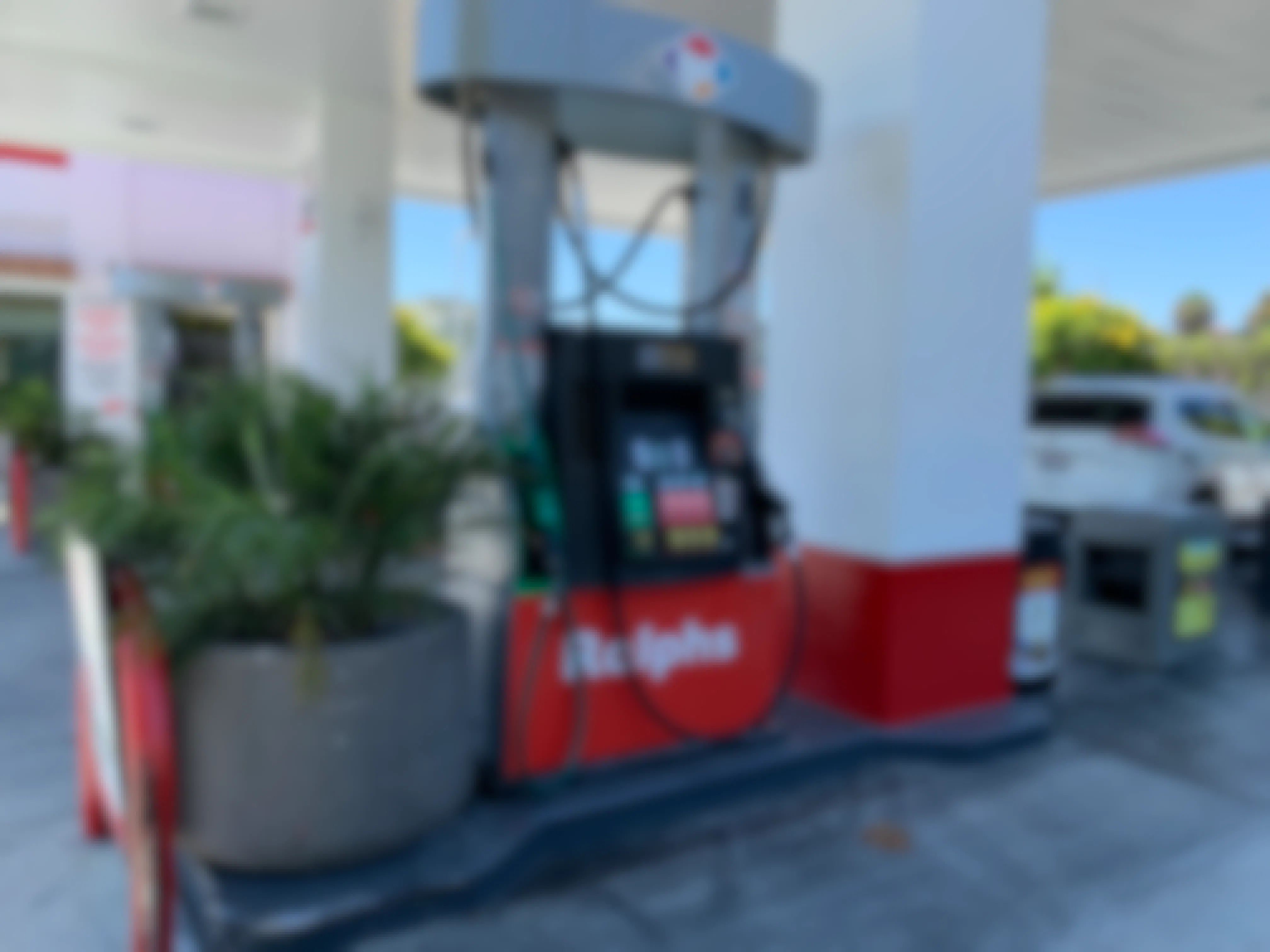 ralphs fueling station pump in california
