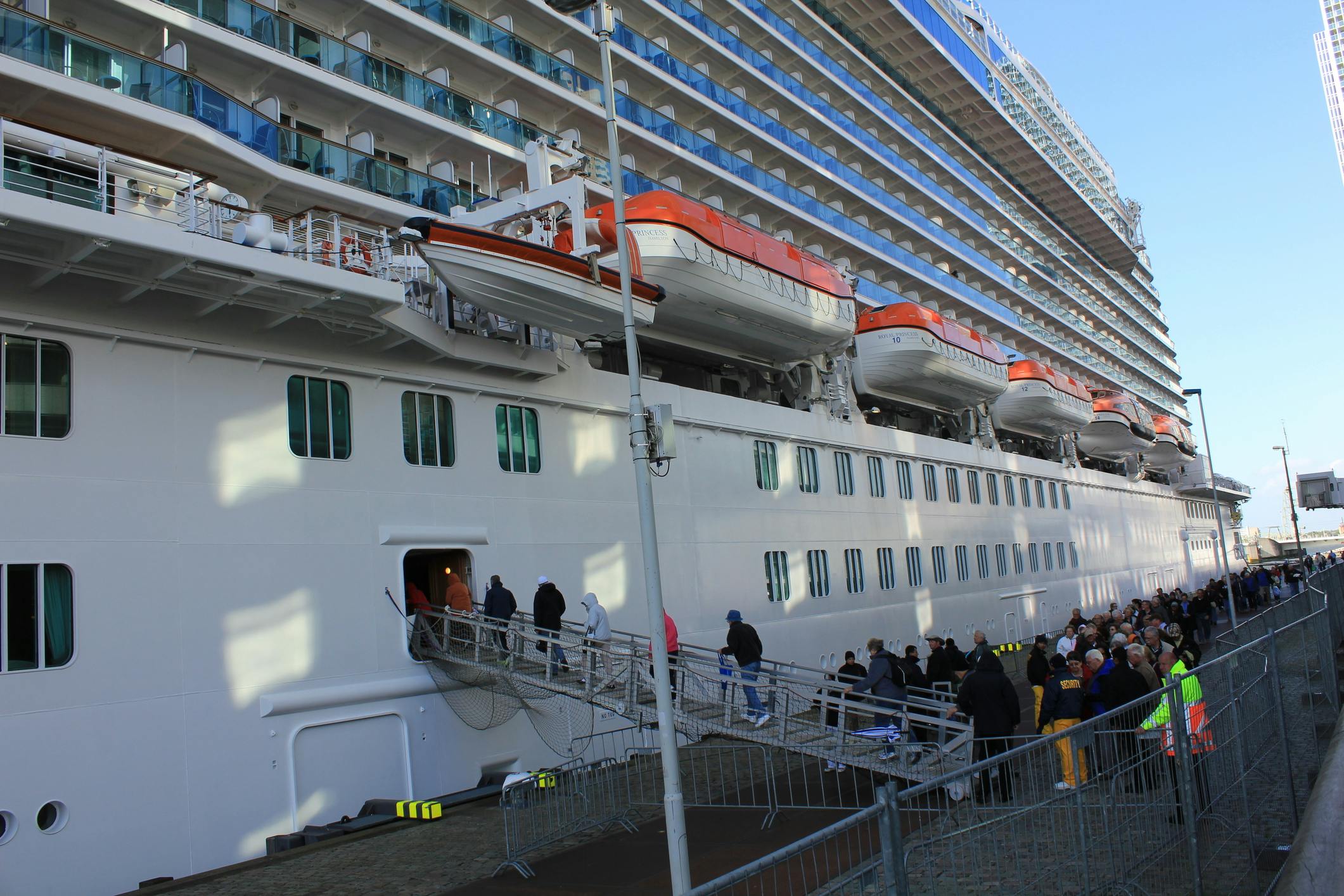 cruises-are-sailing-again-with-covid-tests-strict-rules-the-krazy