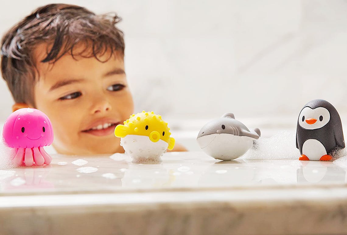 target munchkin bath toys