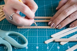 halloween witchs fairy garden diy picket fence 02 1599666164 1599666164