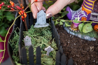 halloween witchs fairy garden diy tombstone cemetary 31 1599667493 1599667493