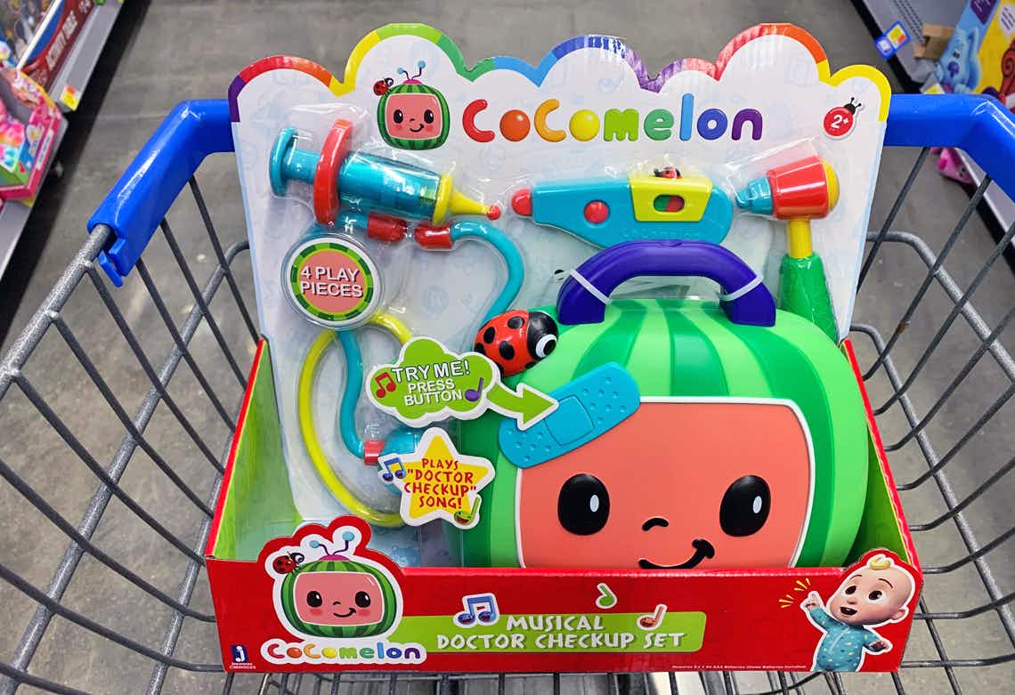 walmart-cocomelon-doctor-checkup-set-100220b