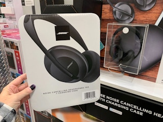 costco-bose-noise-cancelling-headphones-black-friday-2020