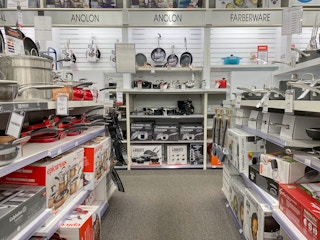 Shopping aisle in Bed Bath & Beyond