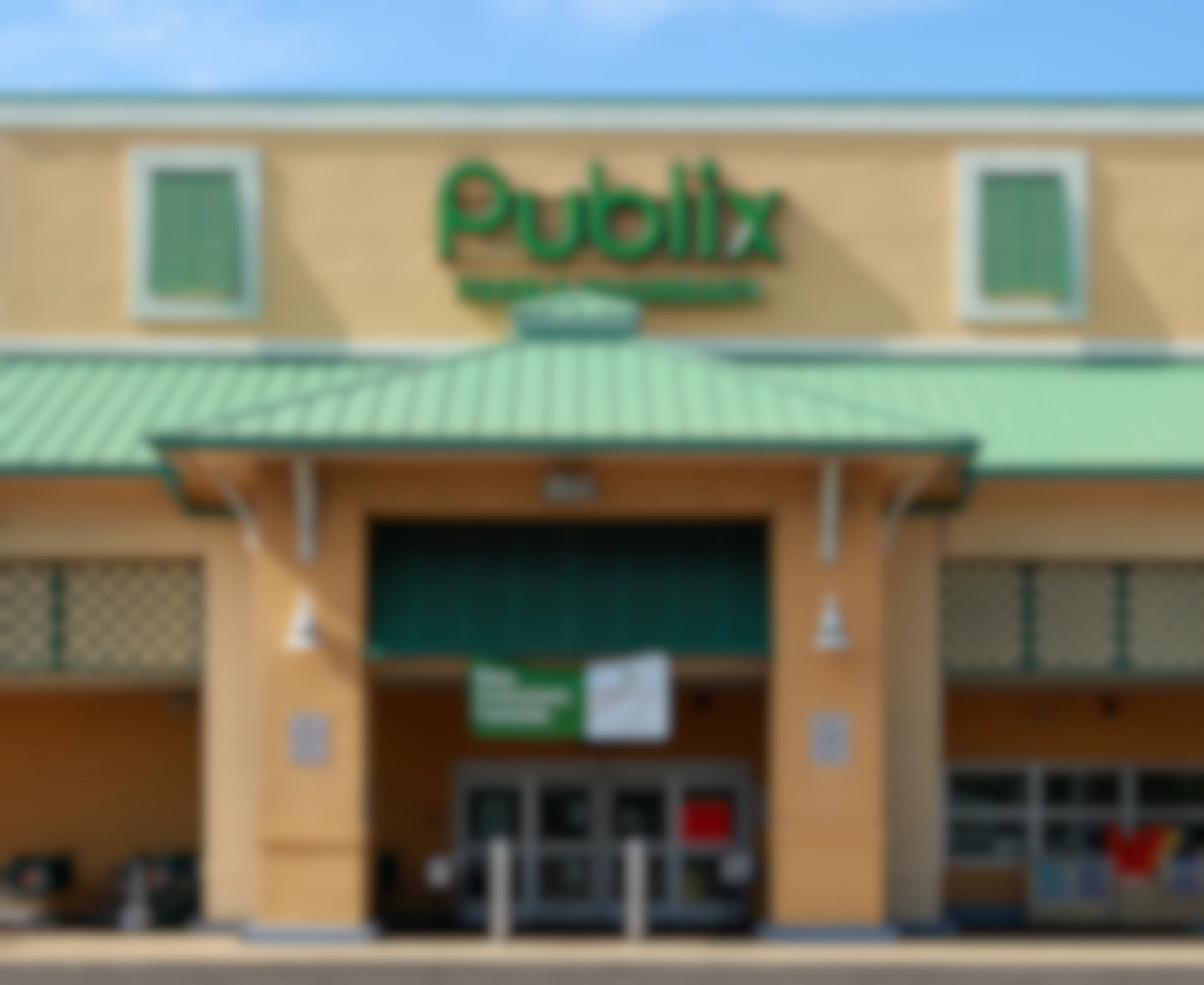 The front of a Publix grocery store.