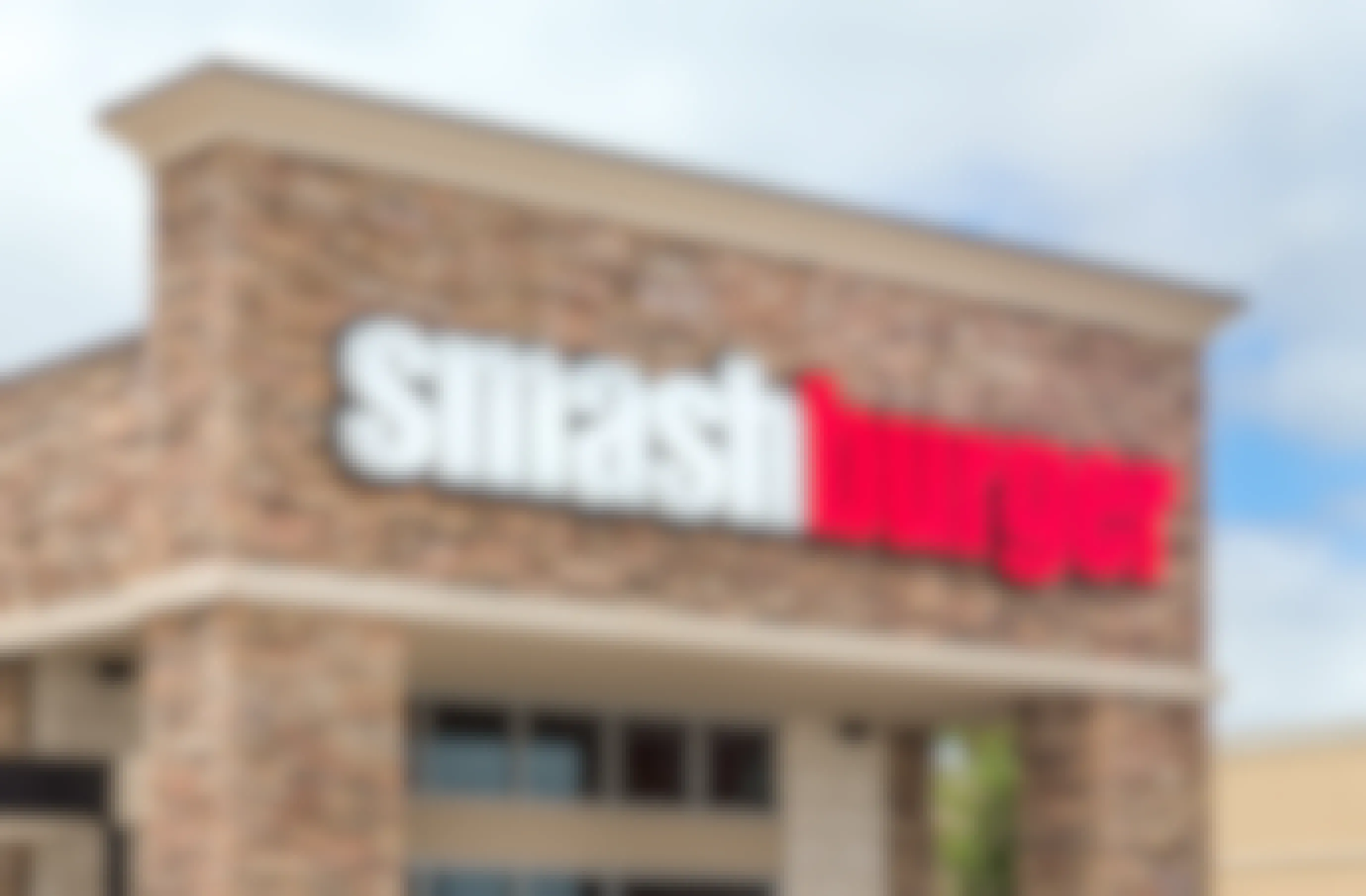 Smashburger Might Pay You $20 as Part of a $5.5 Million Settlement