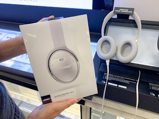 target black friday bose noise cancelling headphones 2020 129 1605213582 1605213582
