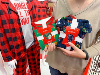 target-black-friday-wondershop-christmas-pajamas-2020-116