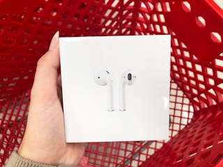 apple-airpods-target-2020-7