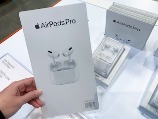 costco black friday apple airpods pro 2020 41 1605740613 1605740613