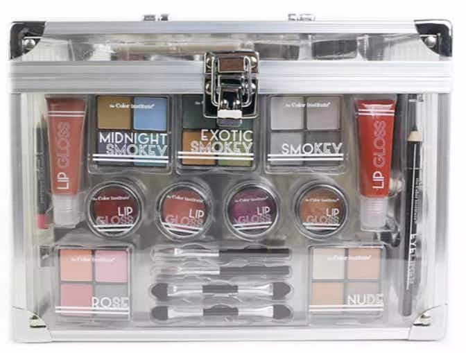 kohls Color Institute Defining Beauty Train Case Makeup Set stock image 2020