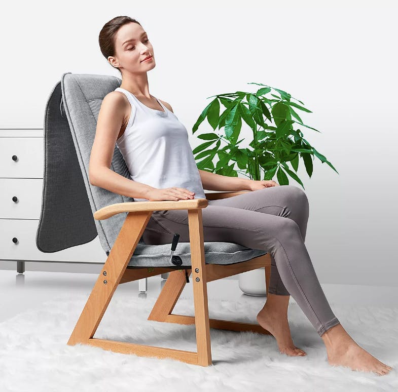 sharper image massaging lounge chair shiatsu with heat