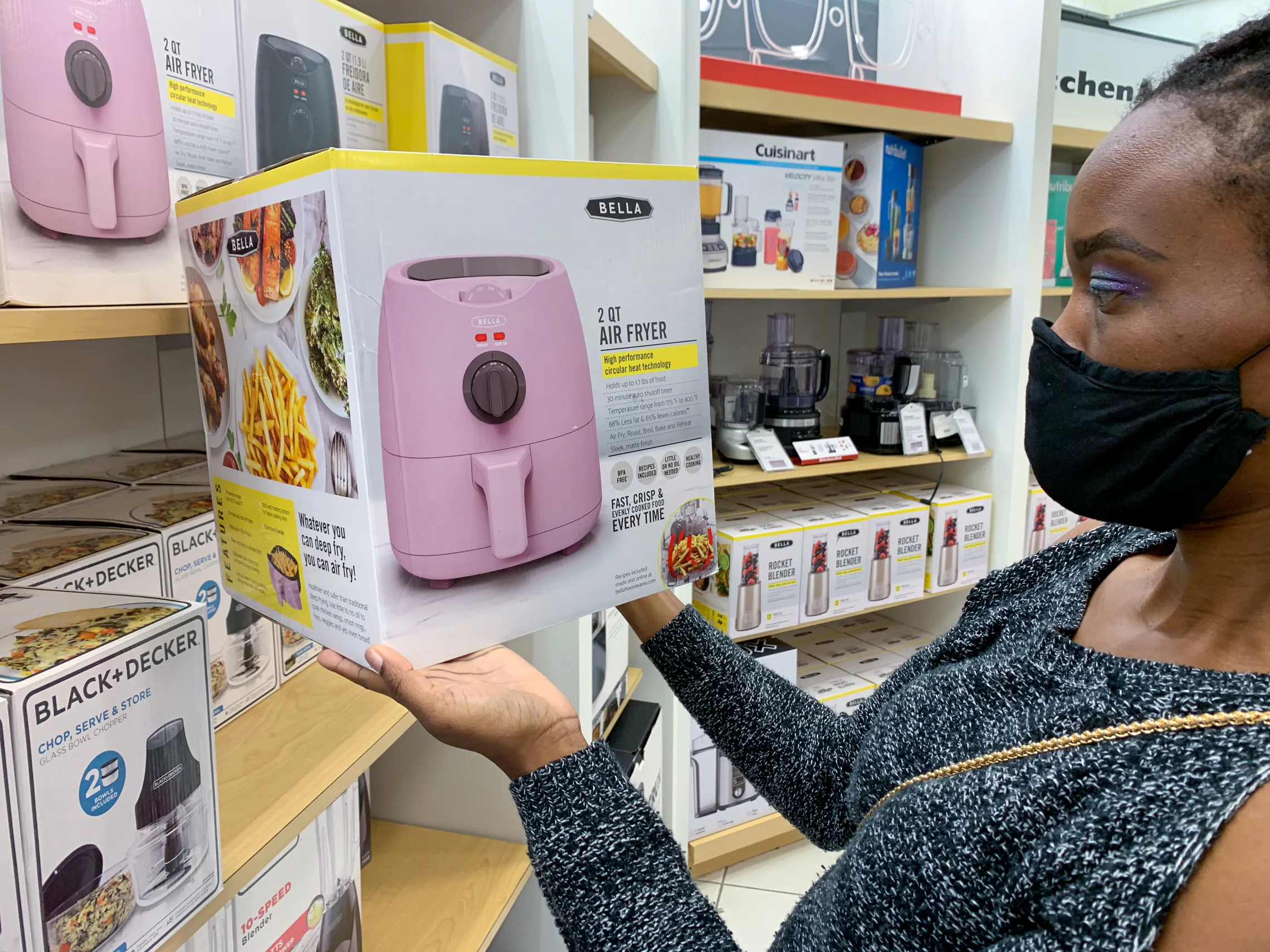 9 Tips We're Using To Save Big on Air Fryers This Black Friday The