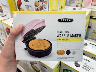 macys black friday bella mini llama waffle maker 2020 11 1605737293 1605737293