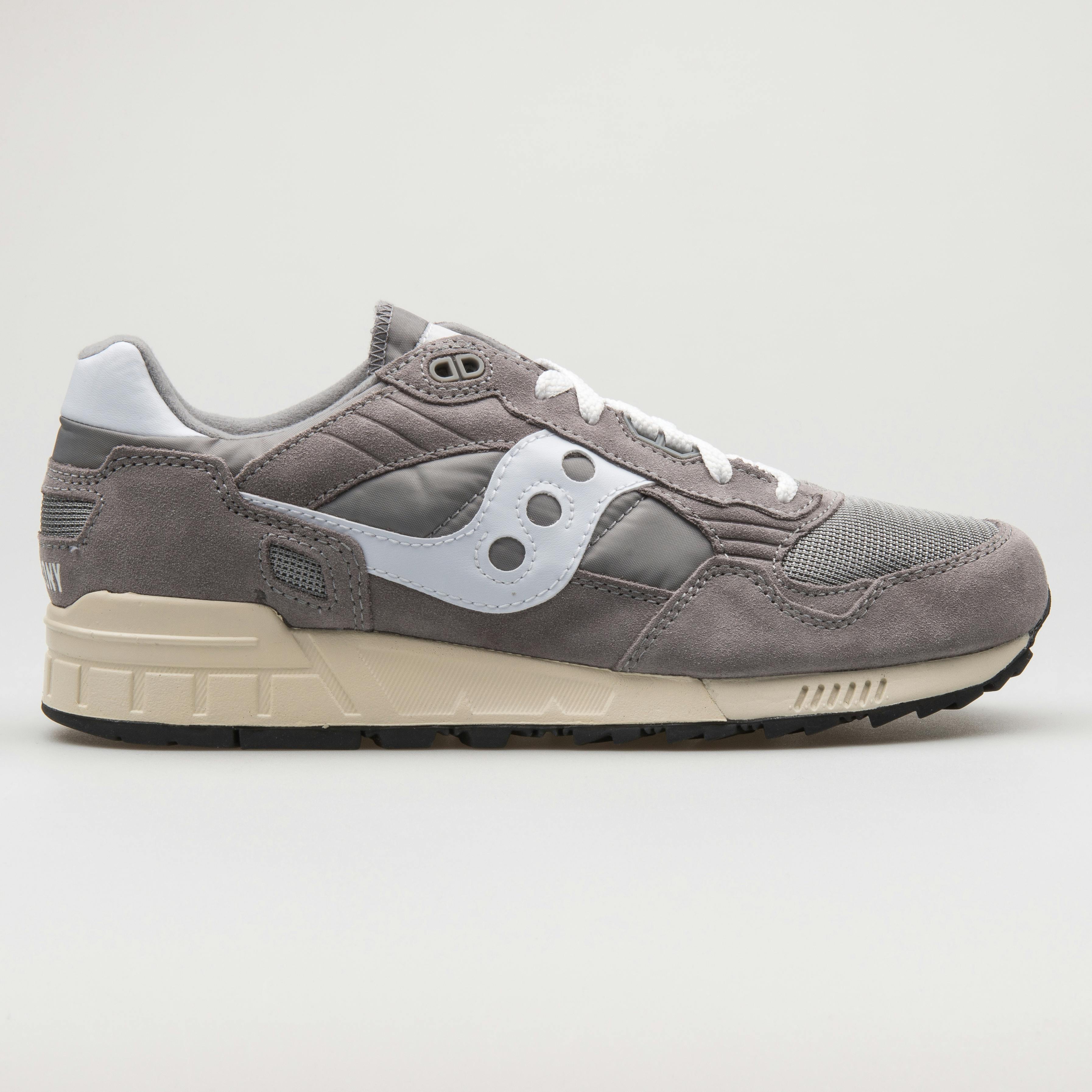 macys saucony