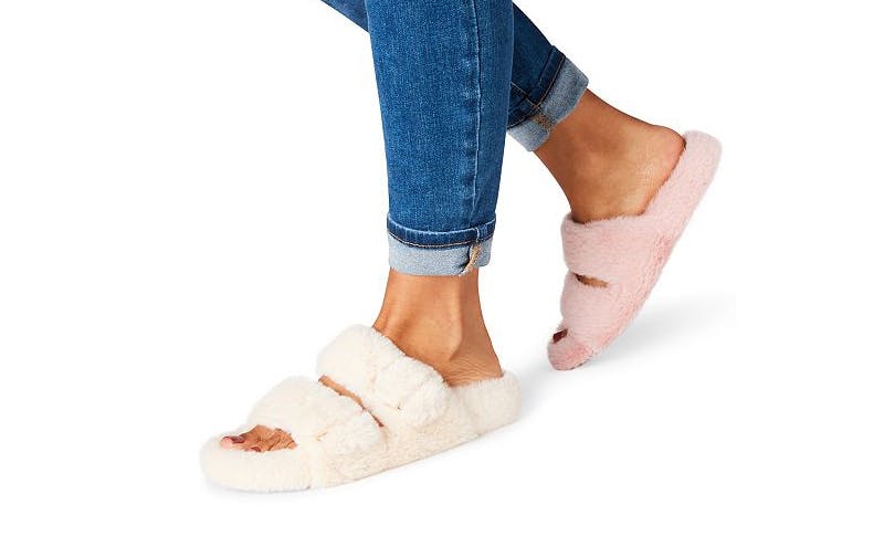 steve madden womens fuzzy slippers