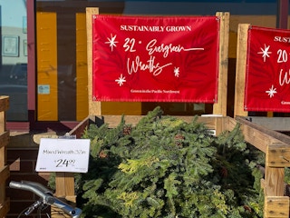 whold foods fresh wreaths2 1607114481 1607114481