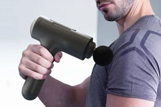 daily-steals-massage-gun-1921b