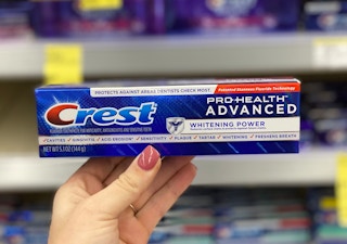 walgreens-crest-pro-health-advanced-whitening-toothpaste-01312021