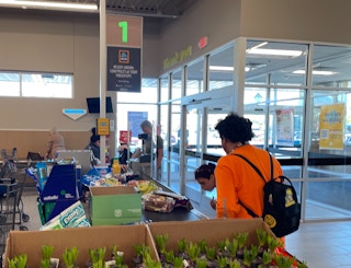 aldi checkout lane la quinta calif 2 1613610262 1613610262