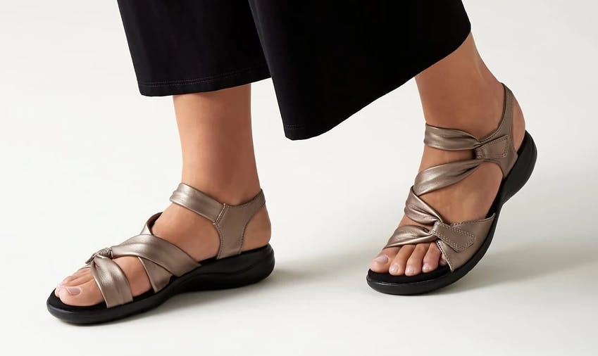 clarks leather sandals