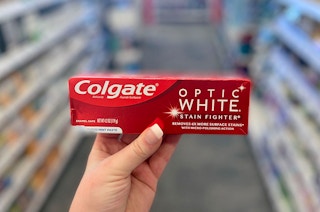 colgate-optic-white-em-cvs-feb-7