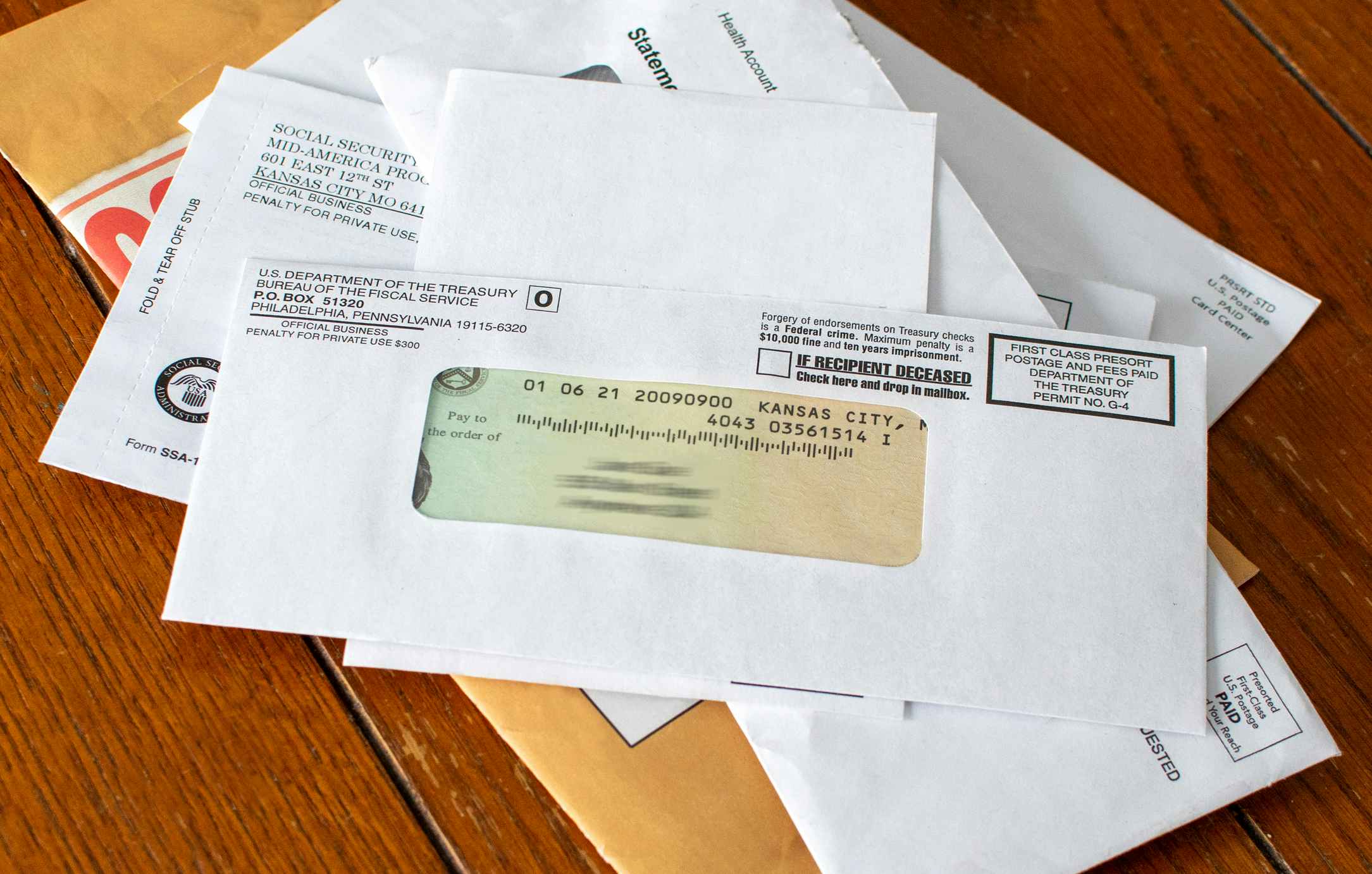 IRS tax refund mail