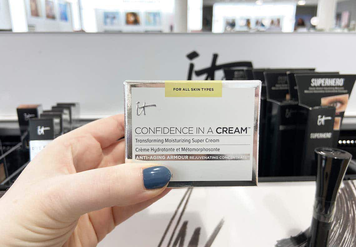 ulta-it-cosmetics-confidence-in-a-cream-031121