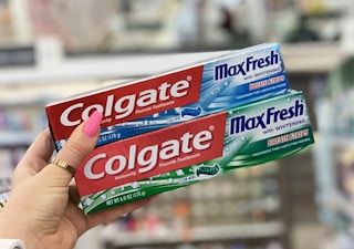 walgreens-colgate-maxfresh-041121