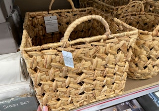 aldi huntington home basket 2021 th 1 1620842238 1620842238