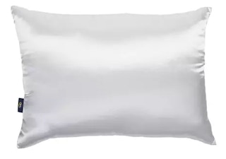 belk-serta-pillows-satin-2021